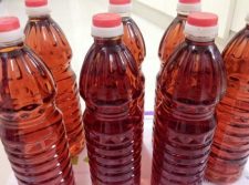 Dùng nước mắm truyền thống sạch hay tự diệt