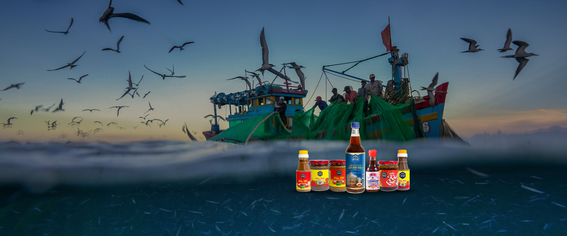 Mối lương duyên: Mắm Lê Gia và bức ảnh “Mùa cá cơm” của nhiếp ảnh gia Trần Bảo Hòa