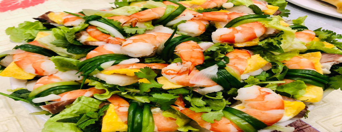 Cuốn Tôm Thịt – Món ăn chống ngán ngày Tết