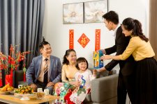 TẾT NÀY – TẶNG GÌ?