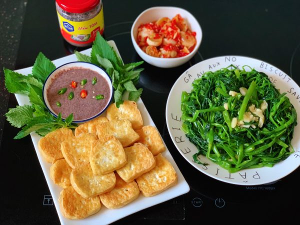Mắm tôm – Lê Gia chai nhựa 650 ml