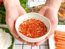 CÔNG THỨC PHA NƯỚC CHẤM CHUA NGỌT CHẤM CẢ THẾ GIỚI