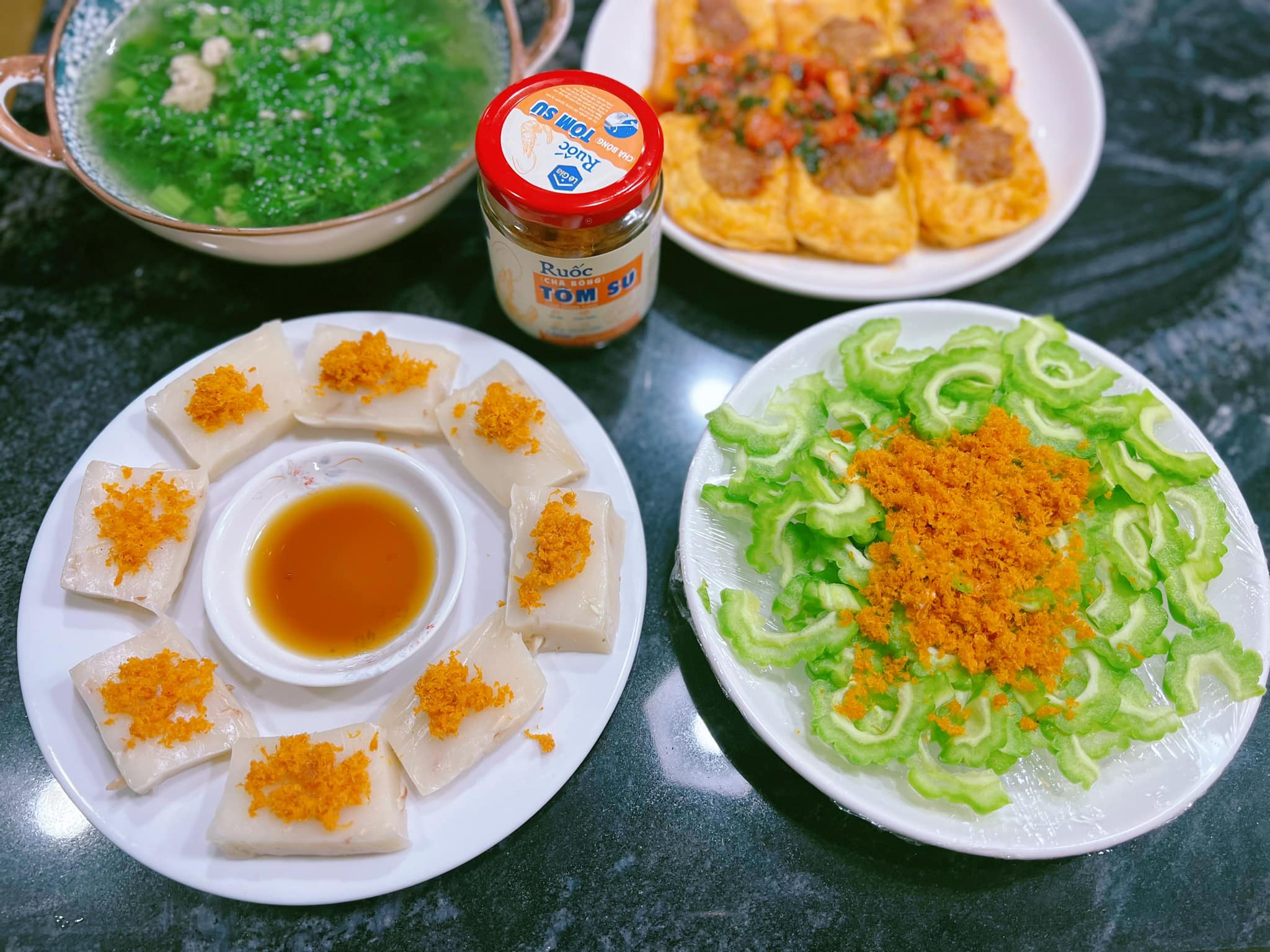 Những món ăn dân dã đưa cơm và cực kì tiện lợi