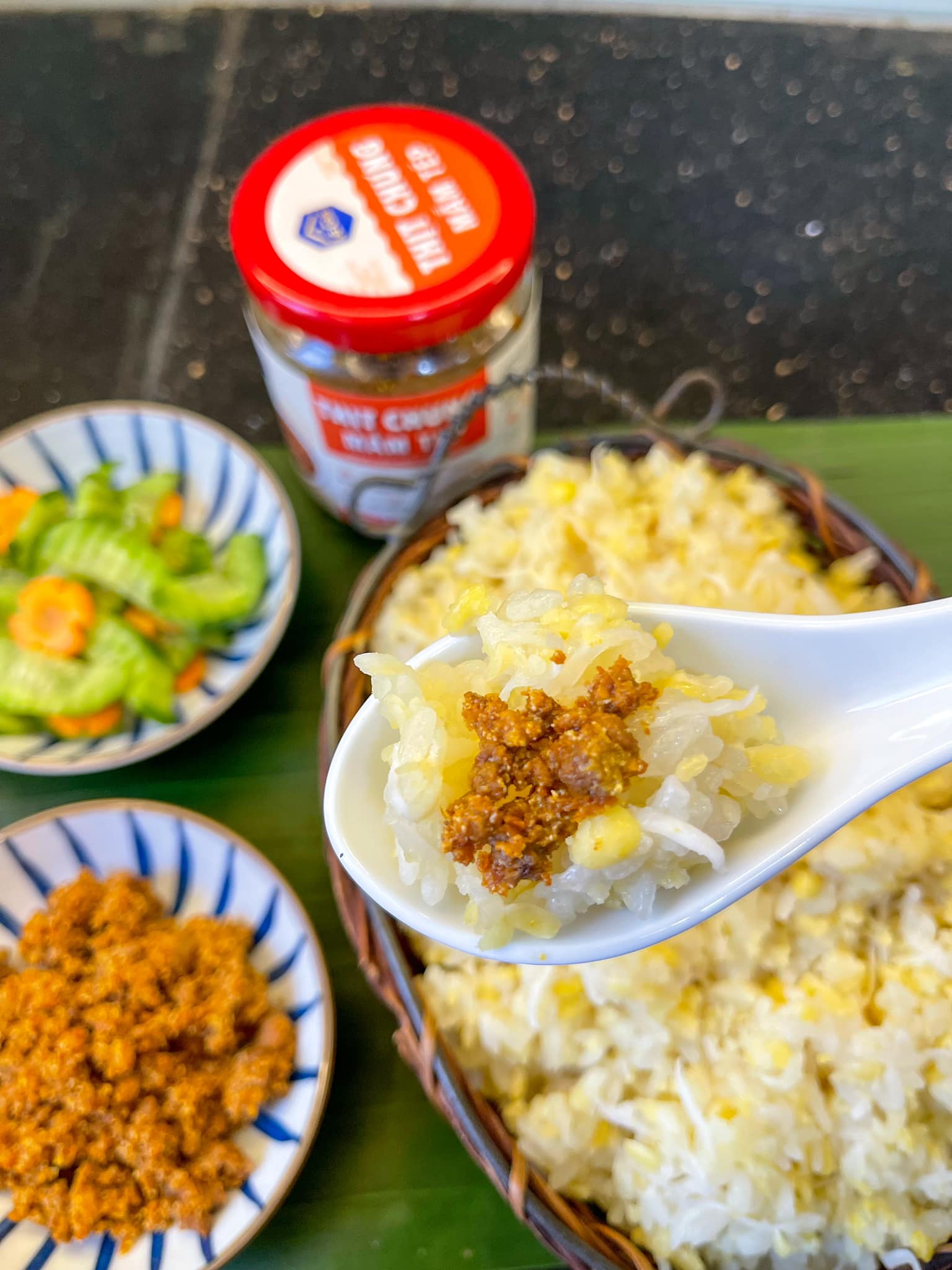 XÔI THỊT CHƯNG MẮM TÉP ĂN MÃI VẪN “THÒM THÈM”