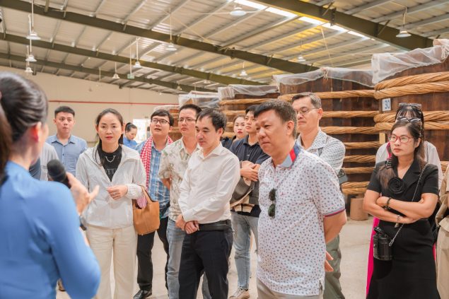 THAM QUAN NHÀ THÙNG MẮM TRUYỀN THỐNG LÊ GIA – SỰ KẾT HỢP TIÊU BIỂU GIỮA DU LỊCH VÀ SẢN PHẨM OCOP
