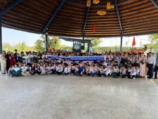 Trải nghiệm ý nghĩa của học sinh THCS Hoằng Phụ tại nhà thùng mắm Lê Gia